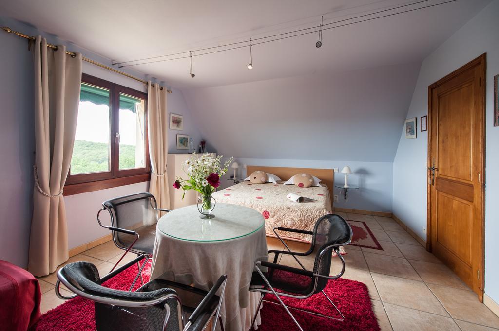 Villa Touloumo Mayrac Room photo